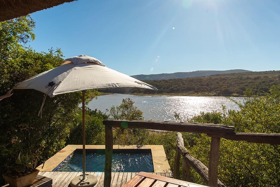 pumba-water-lodge-impala_7_chalet_deck_1