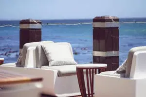 Dine next to the ocean. 