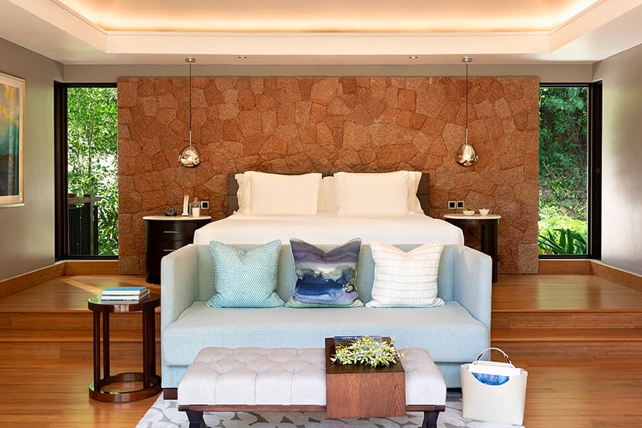 raffles-praslin-ocean-view-villa-villa-interior-2