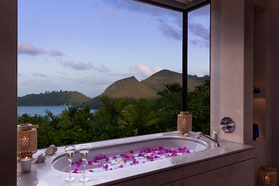 raffles-praslin-ocean-view-villa-romantic-bathtub-with-a-view