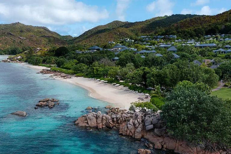 The pristine coastline of Raffles Praslin.