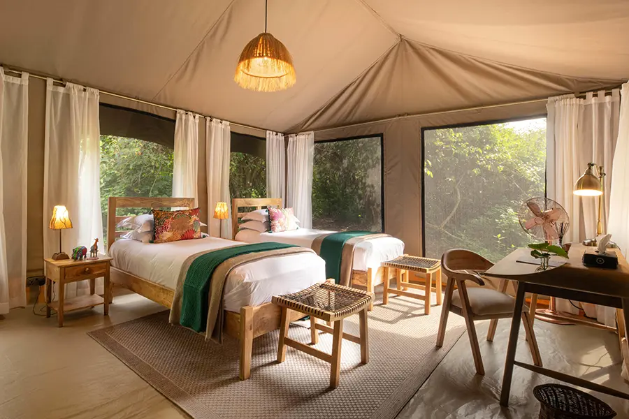 rekero-camp-family-tent-twin-room-interior