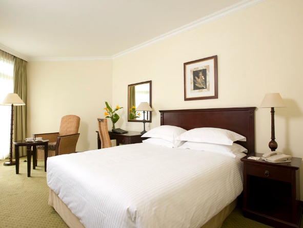 Rooms are comfortable and down-to-earth, with standard rooms catering to couples and familiy suites with two double beds.
