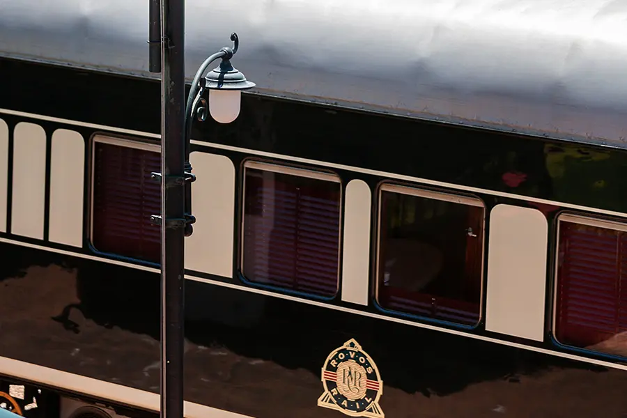 rovos-rail-coachflag-hres