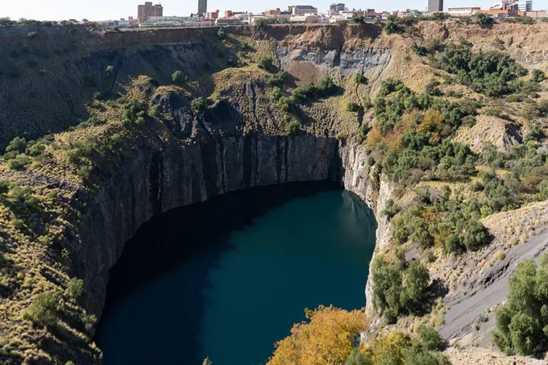 rovos-rail-rvr-bighole-hres