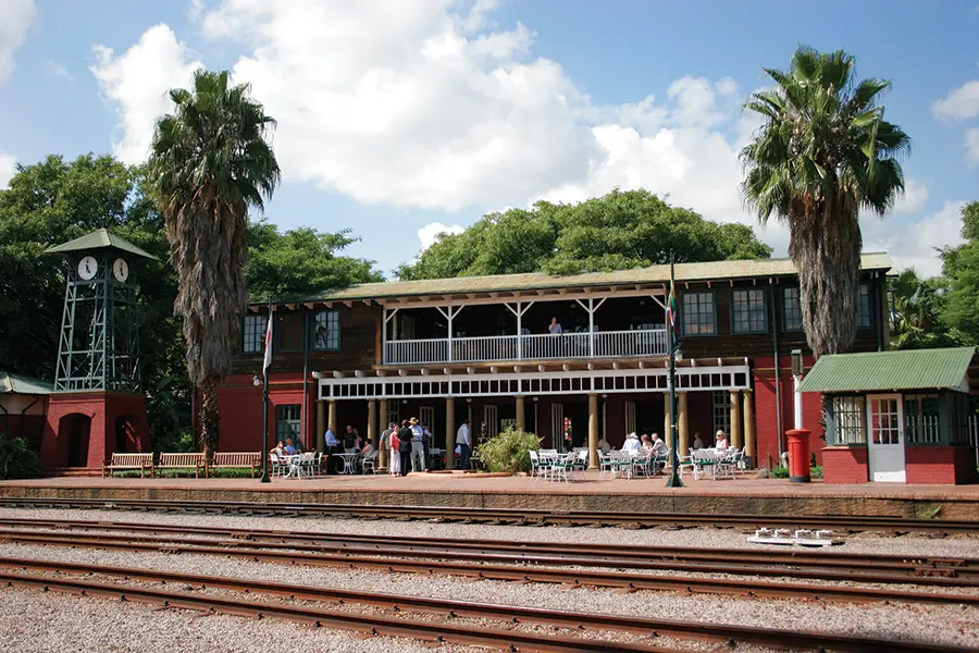 rovos-rail-rvr-stationbuilding1b-hres