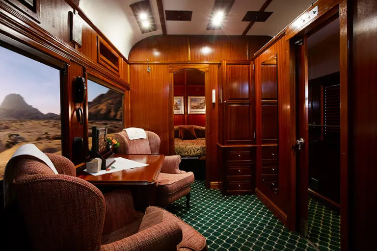 rovos-rail-royaldoublewall-hres-1