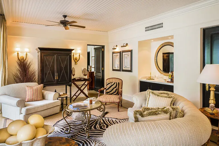 Unwind in the lounge.