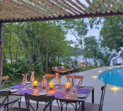 RubondoIslaCampamento-Comedor-Piscina