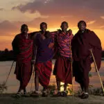 Hombres Maasai.