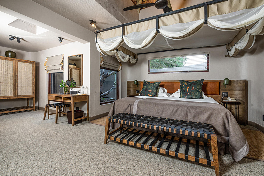 Sabi Sabi Bush Lodge luxury suite interior.