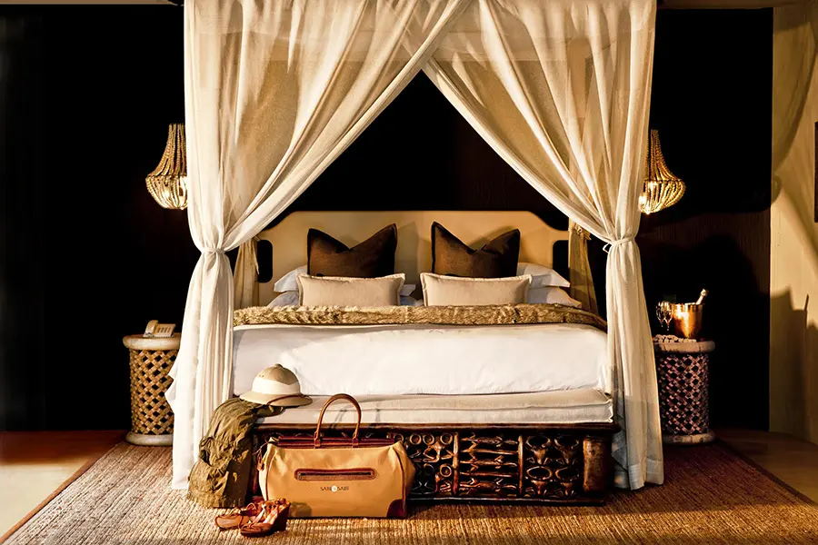 sabi-sabi-bush-lodge-mandleve-deluxe-suite-bedroom_1