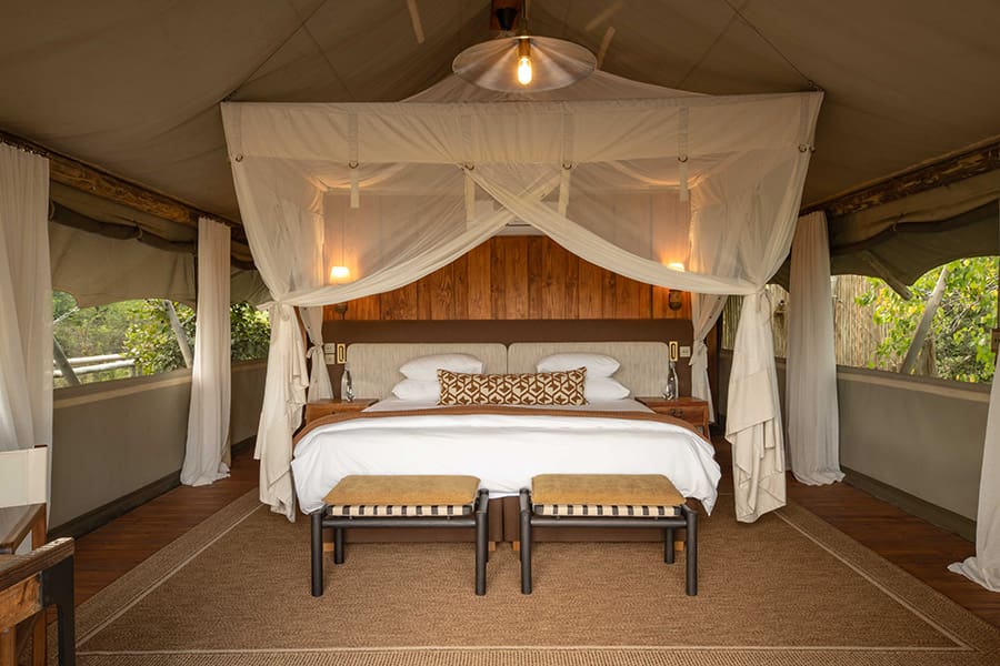sable-alley-natural-selection-botswana-khwai-private-reserve-okavango-delta-_guest-tent-interior-2