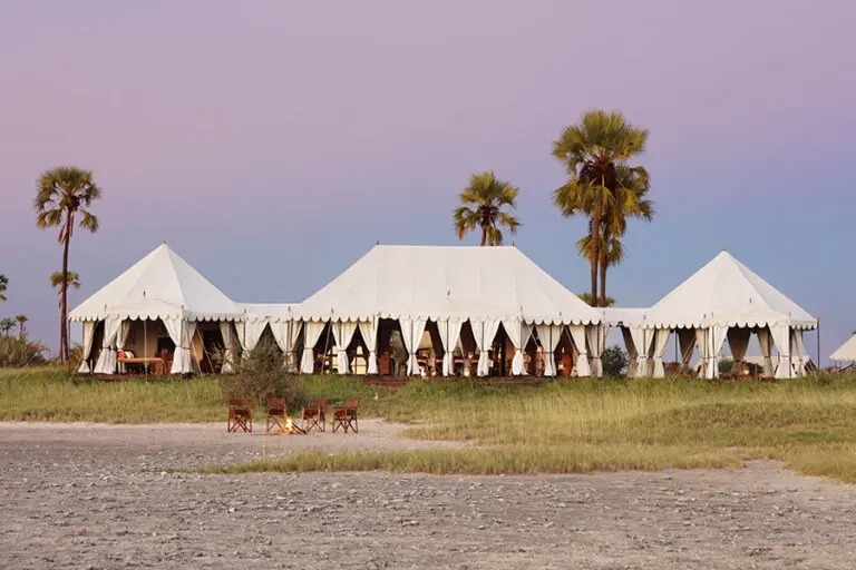 Personifying African elegance at its best, San Camp is located in a private concession bordering the Makgadikgadi Pans and offers a complete Kalahari Desert experience. 