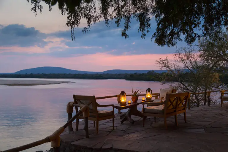 Atardecer y zona de cubierta