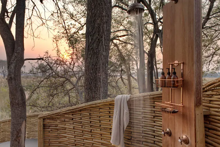 The outdoor shower, with its unusual stargazing perspective.