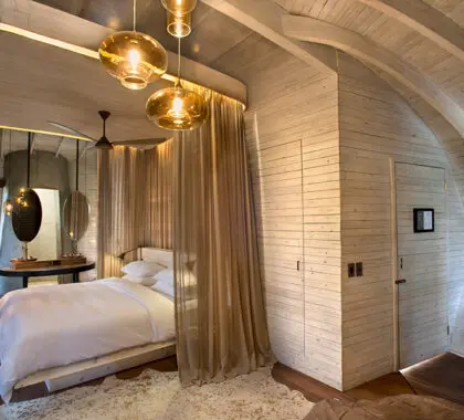 Sólo 12 habitaciones con baño, Wi-Fi y aire acondicionado.