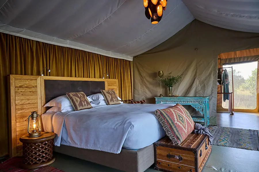 saruni-wild-tent-double-bed