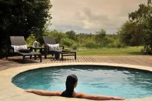 Refrésquese en su piscina privada.