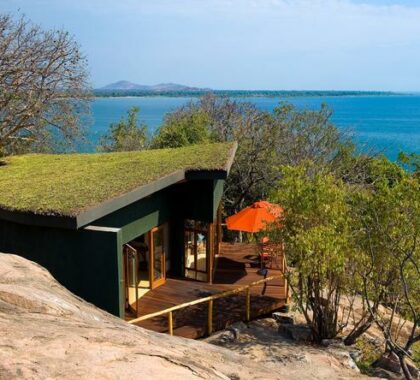 The lodge is located on the Lake of Malawi and offers a great view
