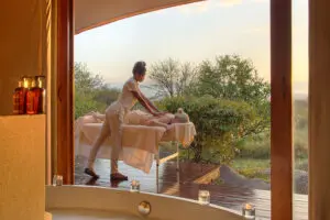 Date un masaje relajante en el spa.