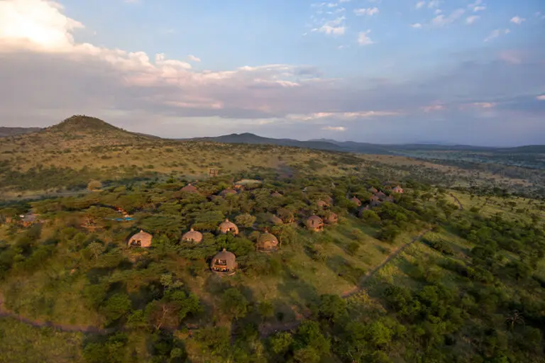 Exterior of the Seregenti serena safari lodge