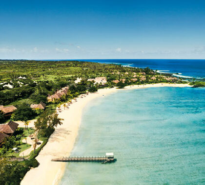 Set on the Mauritius south coast, Shanti Maurice has two-step access to one of the island's best beaches.