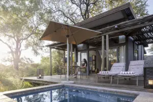 simbavati-river-lodge-pool-suite-ext