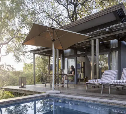 simbavati-river-lodge-pool-suite-ext