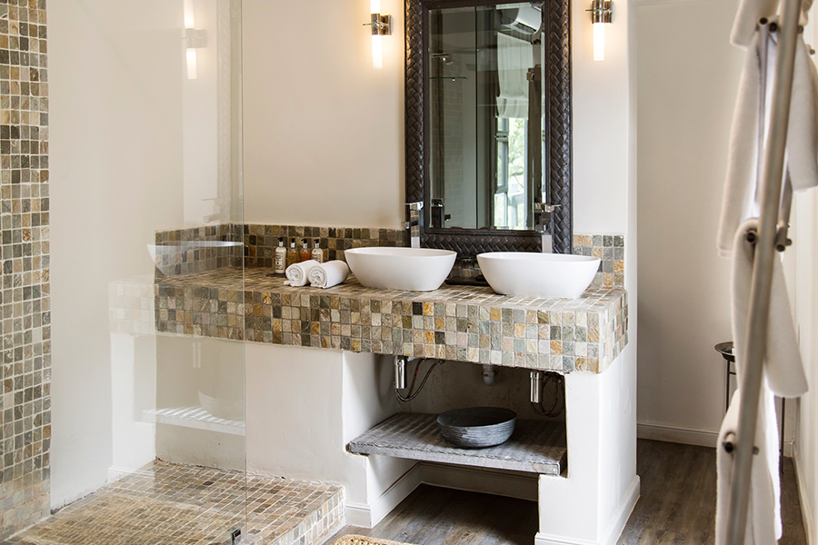 Freshen up in the stylish bathrooms.