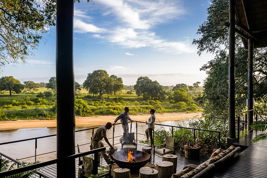 singita-ebony-lodge_firepit