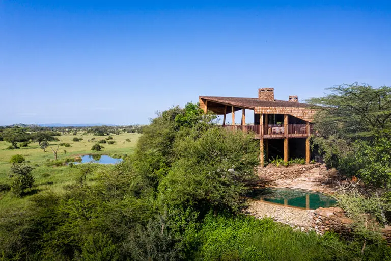 Exterior of Singita Faru Faru Lodge.