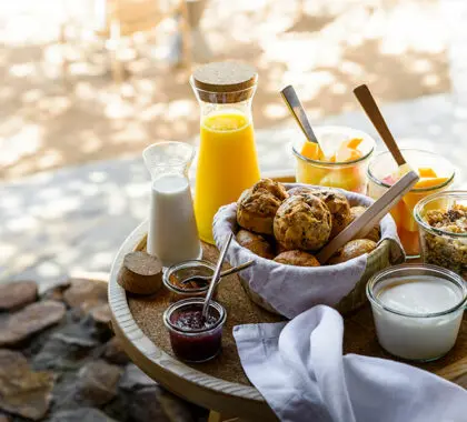 Una bandeja de desayuno.