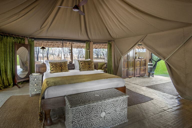 Siwandu tented suites interior.