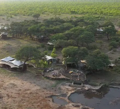 Vista aérea del campamento.