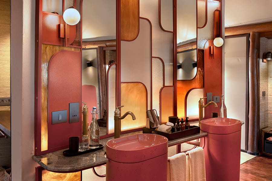 south-africa-ngala-tented-camp-tented-suite-bathroom