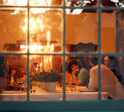 Cosy dinners in the manor house.