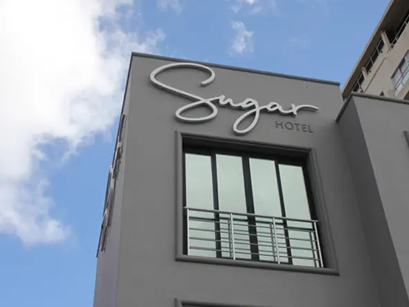 El Sugar Hotel está situado en una zona cómoda y accesible de Ciudad del Cabo, en el barrio de Greenpoint.