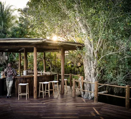 For your convenience, there is an outdoor bar on the deck, in addition to the bar in the main lodge area. 