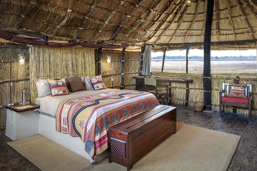 tafika-camp-zambia-south-luangwa-king-honeymoon-chalet