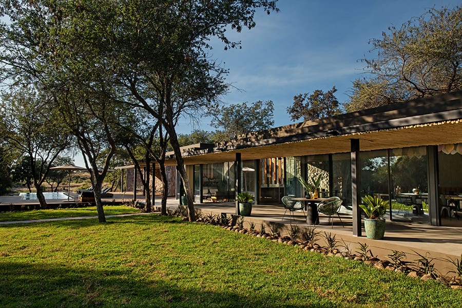 tanda-tula-safari-camp-exterior