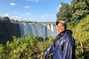 Visita a las inmensas cataratas Victoria | Go2African Tankiso Ngidi