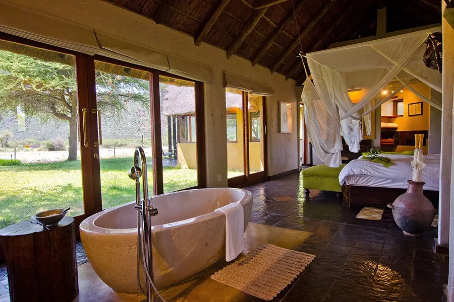 All rooms are equipped with a spacious en suite bathroom.

