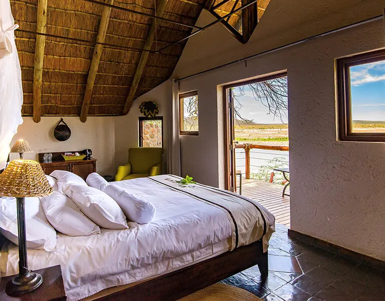 tau-game-lodge-madikwe-standard_chalet__view