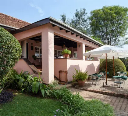 Exterior del Hotel Boma.