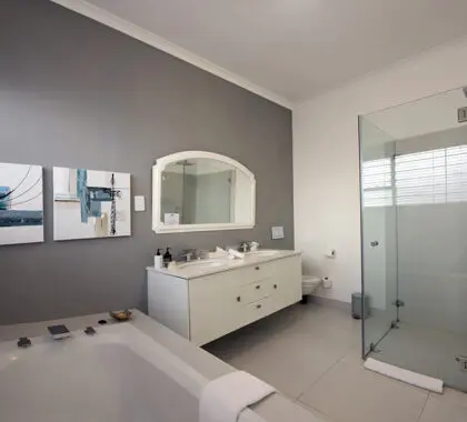 Baño en suite.