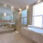 The Clarendon Standard room bathroom