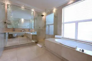 The Clarendon Standard room bathroom