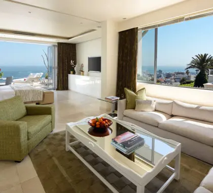 Salón de la suite Clarendon Superior