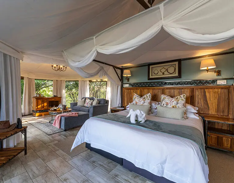 the-elephant-camp-vic-falls-zim-ele-camp-bedroom-lounge